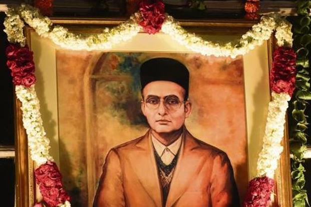 savarkar-kJ1G--621x414@LiveMint.jpg